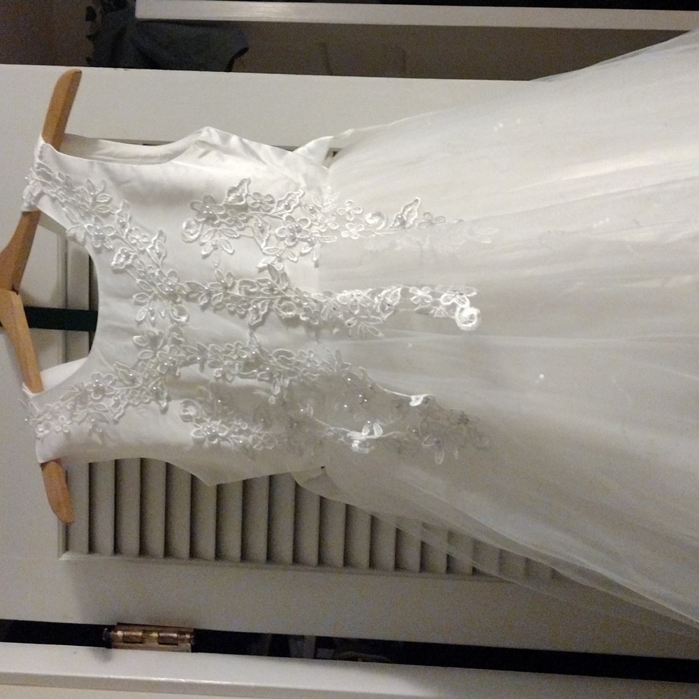 Communion Flower Girl White Formal Dress Size 150 or 12